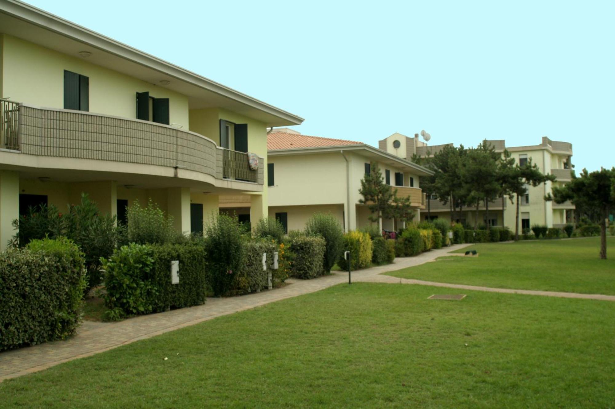 Villaggio Lido Del Sole Бибионе Экстерьер фото